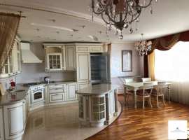 Продается просторная квартира в Сочи. 
До моря 10 мин прогулочным...