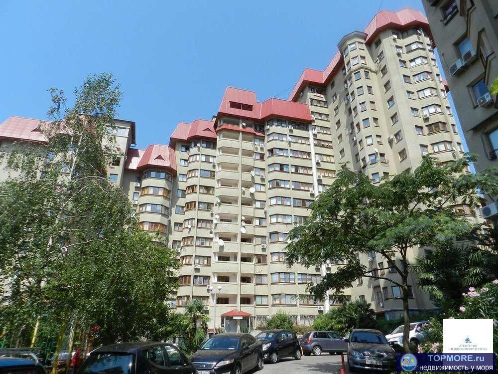 Собственник продаёт мебелированную, просторную, солнечную квартиру - 3 комнаты ( лоджии использовались под детские... - 2