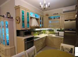 Продается полноценная, готовая к проживанию, меблированная,...