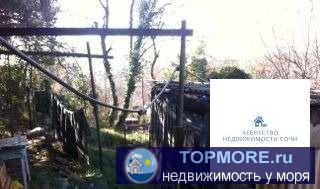 Продам земельный участок с двухэтажным домом. Дом не новый, но жилой. Все коммуникации подведены: газ, вода, свет.... - 2