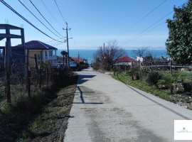 Продается великолепный участок с видом на море.До участка хорошая...