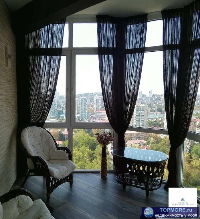 Срочно продам четырехкомнатную квартиру в центре Сочи с отличными видовыми характеристиками и весьма неплохим и новым...