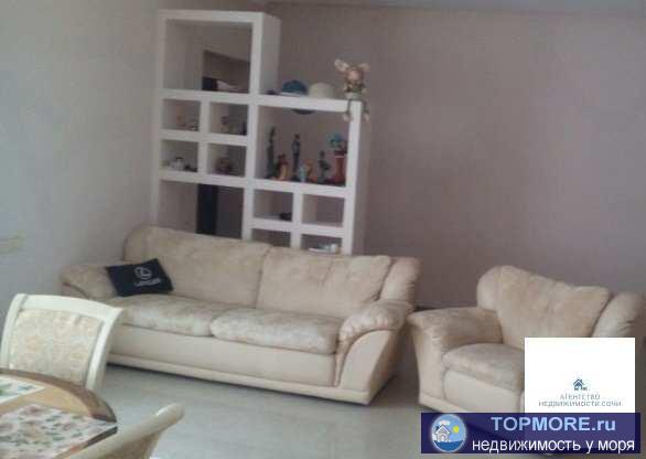 Продаю просторную 3-х комнатную квартиру . Дом бизнес класса огорож.территория , бассейн , зона отдыха . До моря...