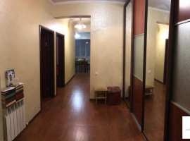 Продается квартира с хорошим качественным ремонтом . Полноценная...