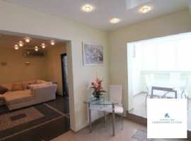 Продам квартиру рядом с лицеем №9 

Квартира большая светлая. Новый...