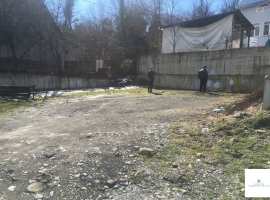 ИЖС . Подходит для строительства жилого дома . Автобусная остановка...