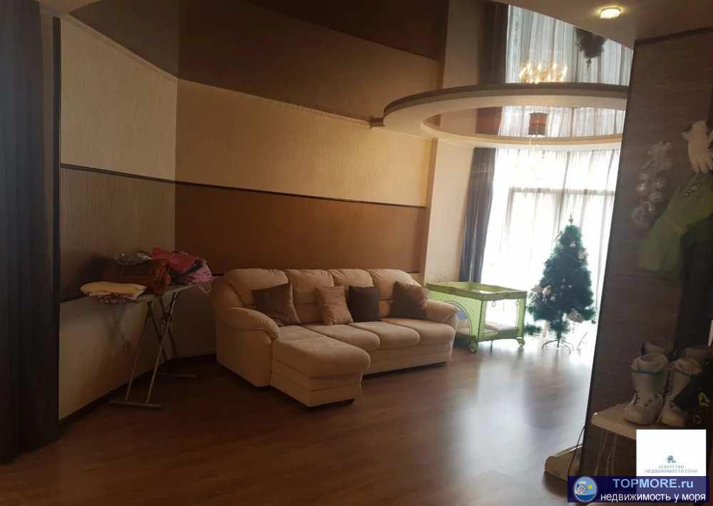 Продаётся 2-комнатная квартира с дизайнерским ремонтом и качественной мебелью. Прекрасный вид на горы, балкон,... - 2