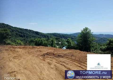 Срочная продажа ! Участок 13 соток. Прекрасно подойдёт для строительства частного дома с садом или коттеджа , - с...