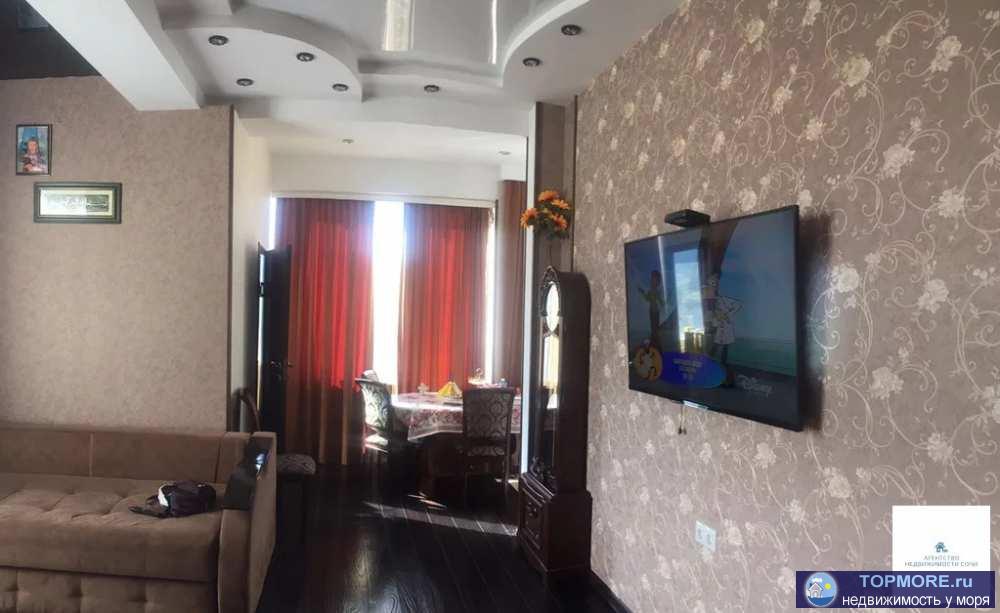 Квартира 86 кв.м есть лоджия  Высокие потолки, 6 окон.  Полностью укомплектована  Большая ванная комната,2...