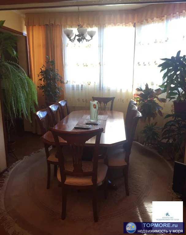 Панинский дом. Отличная, светлая, уютная, красивая с хорошим и продуманным для комфорта ремонтом трехкомнатная... - 1