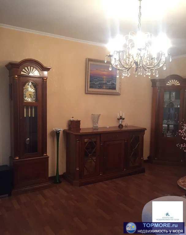 Панинский дом. Отличная, светлая, уютная, красивая с хорошим и продуманным для комфорта ремонтом трехкомнатная... - 2