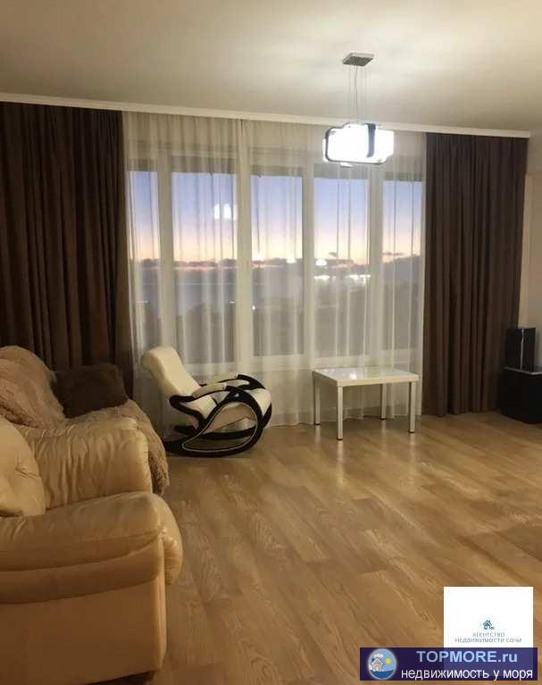 Просторная квартира с ремонтом и мебелью, с шикарным видом на море . Гостиная, две спальни, гардеробная, два санузла,...