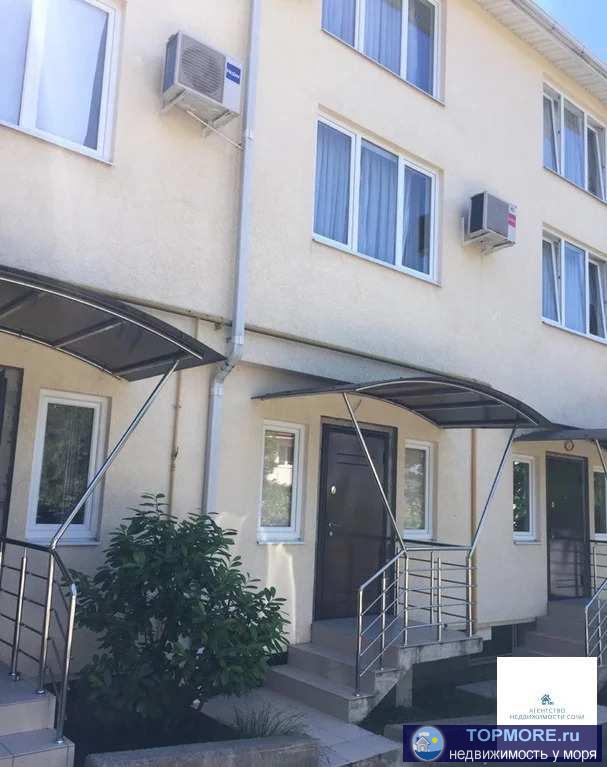 Срочная Продажа  Таунхаус в черте города 164 кв.м.  К нему 1/11 земельный участок- все в собственности более 5 лет.... - 1