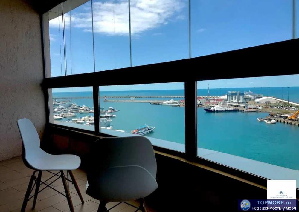 Продаю трёхкомнатную квартиру в элитном жилом комплексе ЖК 'Версаль' на самом берегу моря. По соседству с домом... - 1