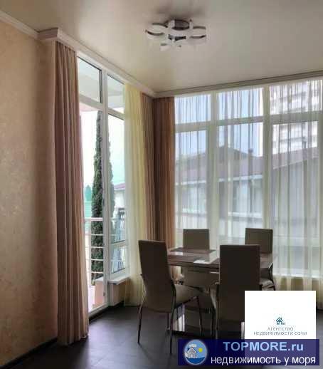 Продается 2х комнатная квартира в курортном городке, с шикарным прямым видом на море через панорамные окна.В квартире... - 1