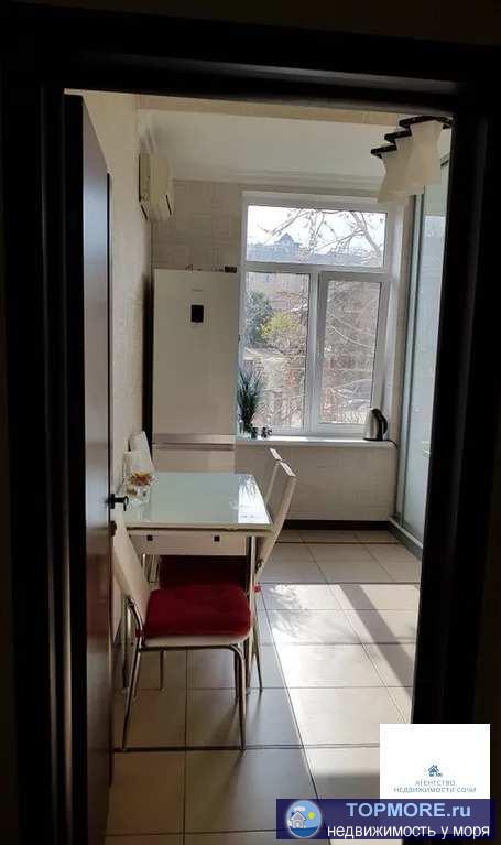 Продаю 2х комнатную квартиру с хорошим ремонтом. Квартира угловая, светлая с небольшим балконом. С/у совмещен,... - 2