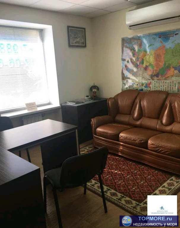 Продам двухкомнатную квартиру в центре города с отдельным входом, свидетельство о праве на собственность более 5 лет,... - 2