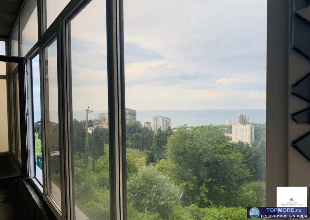 Просторная квартира с панорамным видом на море, город, горы! Продается квартира S=101 м. кв. на 3 этаже в доме... - 2
