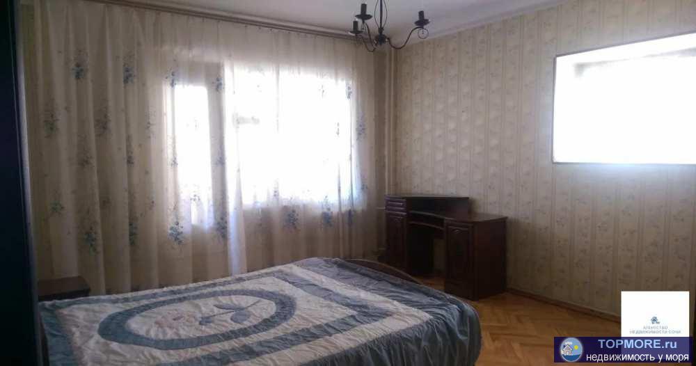 Собственник. Продаю трехкомнатную квартира в Центральном районе Сочи . Находится в непосредственной близости от моря... - 2