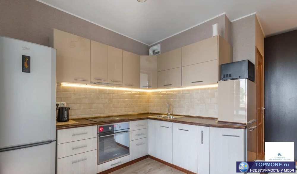 Продаю в центре города 2-комнатную квартиру.Две отдельные комнаты, большая кухня + балкон.В доме лифт, управляющая...