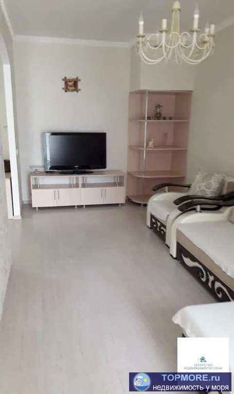 Продаю свою квартиру без посредников. Самый центр Сочи! все в пешей доступности. море, магазины, поликлиники, детские... - 1