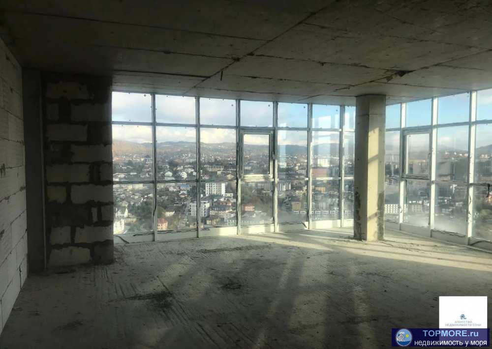 Квартира 55м2 отлично планируется, светлая, угловая, с потрясающим видом на море и город, в вечернее время вид просто...