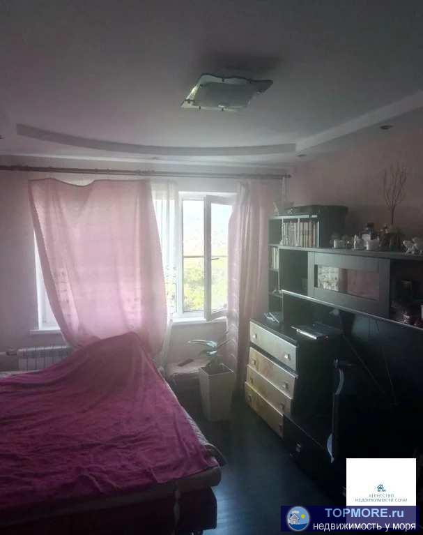 2-х комнатная квартира с лоджией. 2 собственника. 3 окна выходят на 2 противоположные стороны. Из окна комнаты и... - 2