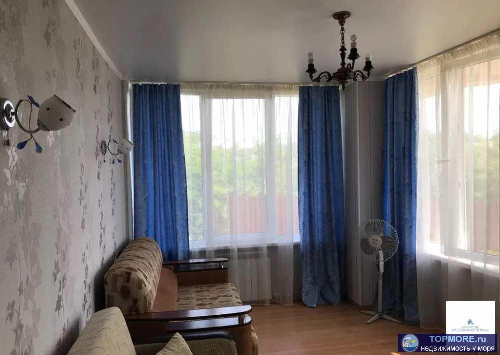 Продается квартира-студия в городе-курорте Сочи, микрорайон 'Светлана - верх'. Квартира находится на 1-м этаже...