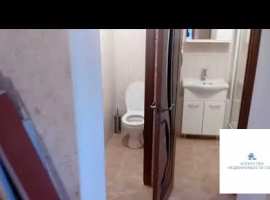 Большая угловая квартира с тремя большими лоджиями. Высота 2.70 м....