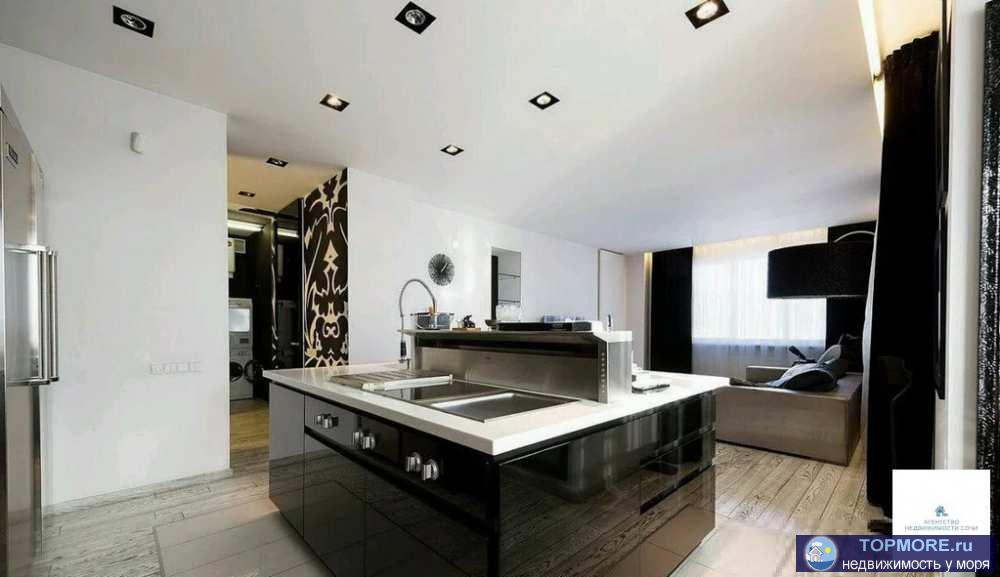 Продажа квартиры у парка Дендрарий!  Планировка: кухня-гостиная, спальня, застеклённая лоджия, санузел  совмещённый,...