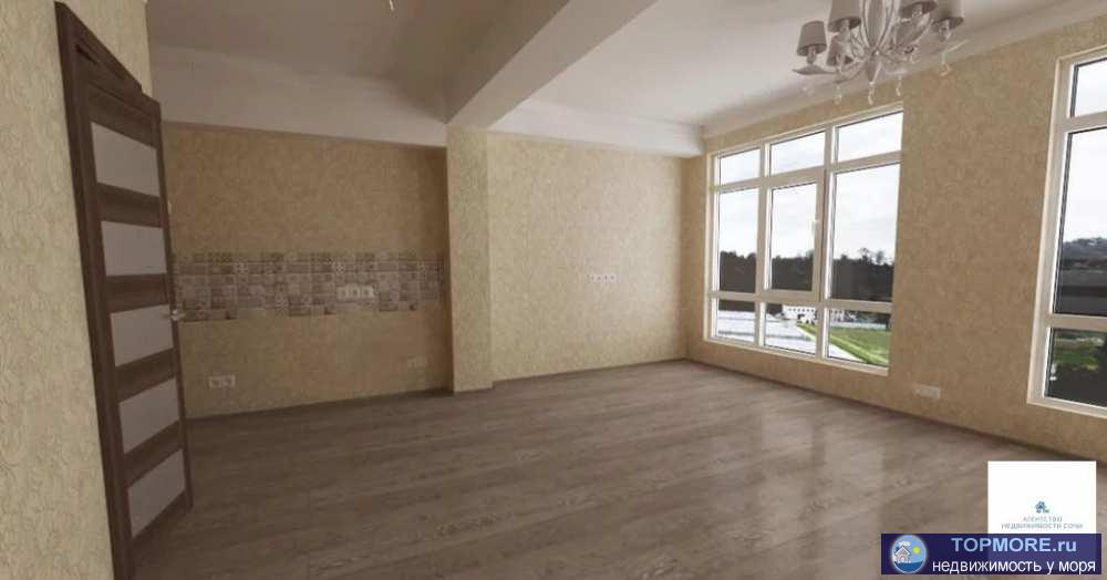 Продажа в связи с переездом , ремонт, рядом остановка, магазин. - 1