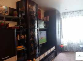 Продается двухкомнатная квартира, комнаты изолированные, санузел...