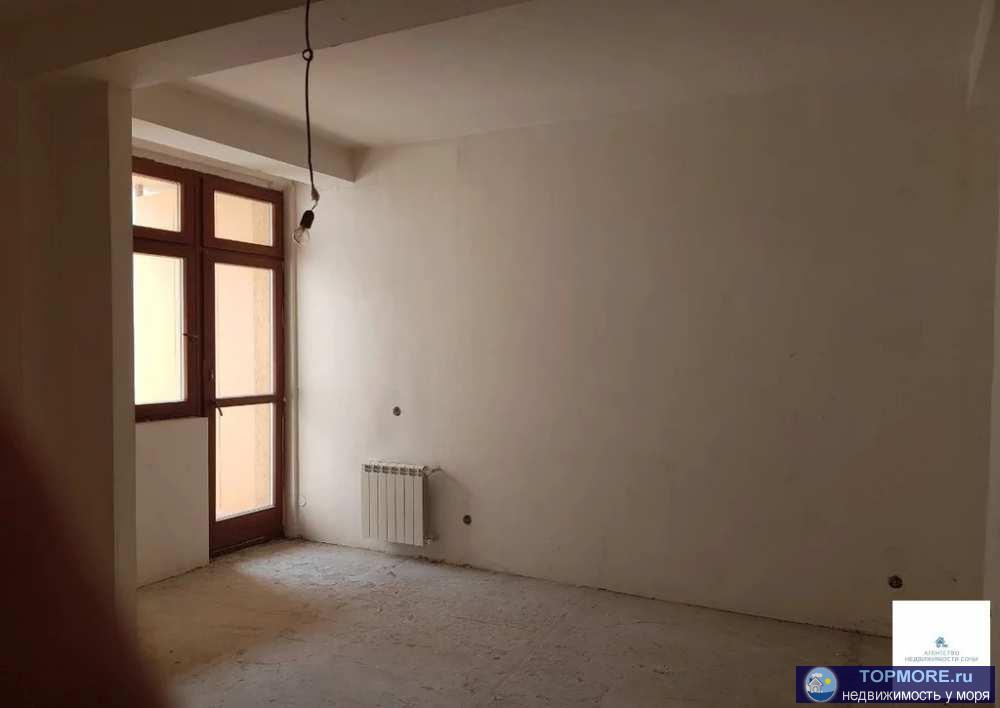 Продам апартаменты место тихое, вид шикарный. С отдельным входом двух уровневые. Отделка чистовая. Риелторам не... - 2