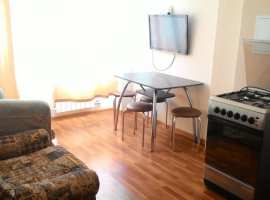 Продаю квартиру вблизи санатория Нева. В доме есть лифт, домофон....