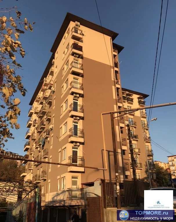 2-х комнатная квартира от собственника. В каждой комнате окна, квартира очень светлая, угловой балкон с видом на море...