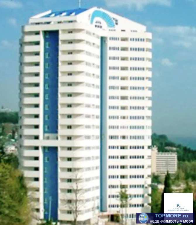 Продаю квартиру с шикарным видом из окон. Удобный и достопримечательный микрорайон. До сентября месяца гараж в подарок! - 1