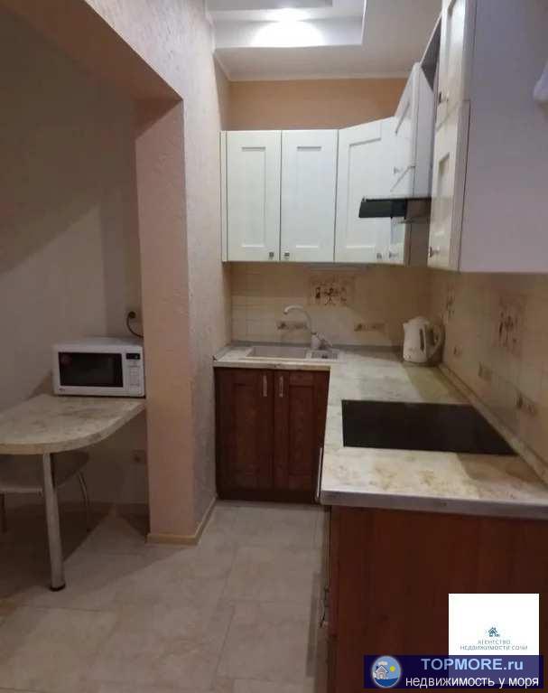 От собственника продается двухкомнатная квартира с хорошим ремонтом в доме комфорт класса, 4 этаж, 2 санузла, комнаты... - 2