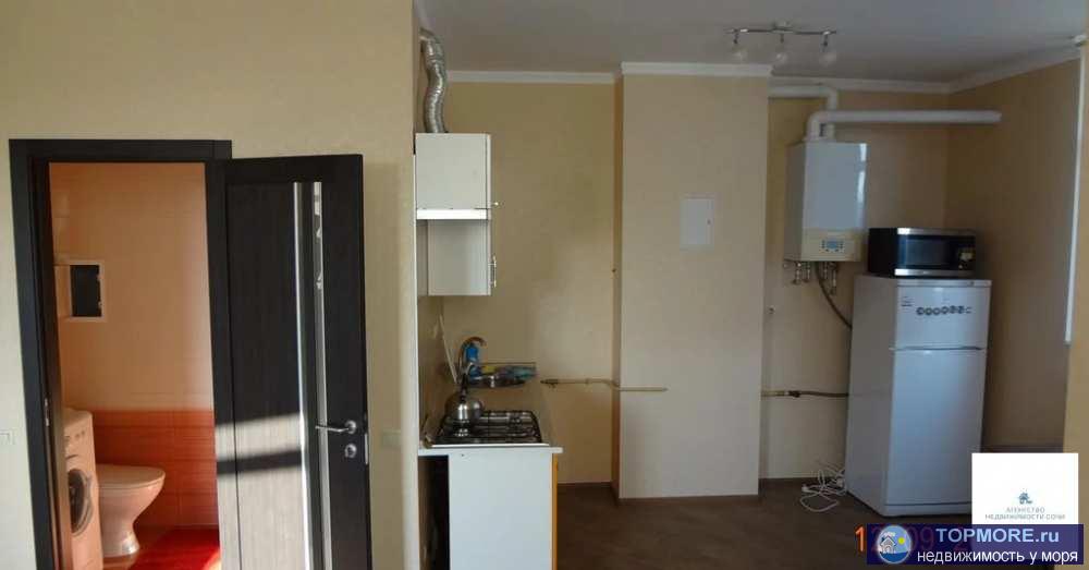 Продам квартиру в Сочи 44 кв. м. -. Из нее можно сделать хорошую двухкомнатную три окна в два направления. - 2