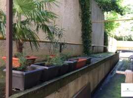 Квартира с ремонтом 1 жилой этаж, по сути 2, под этажом крытый...