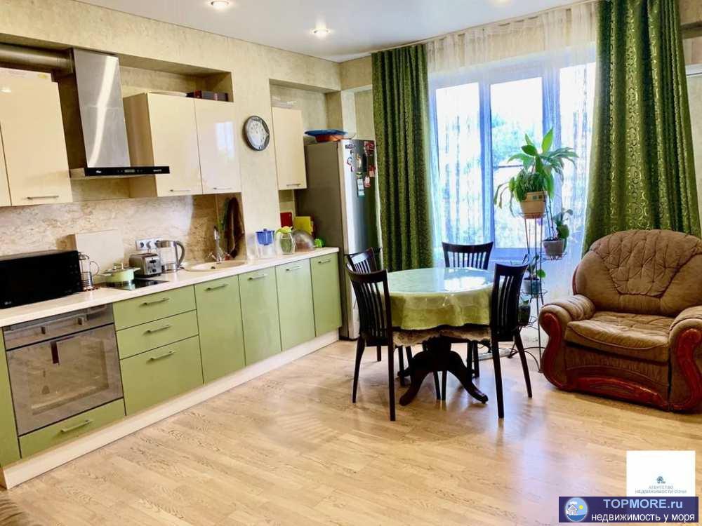 Срочная продажа!Квартира с хорошим ремонтом. Потрясающий вид из окна До остановки 5 минут. Рядом магазиныэкологически...