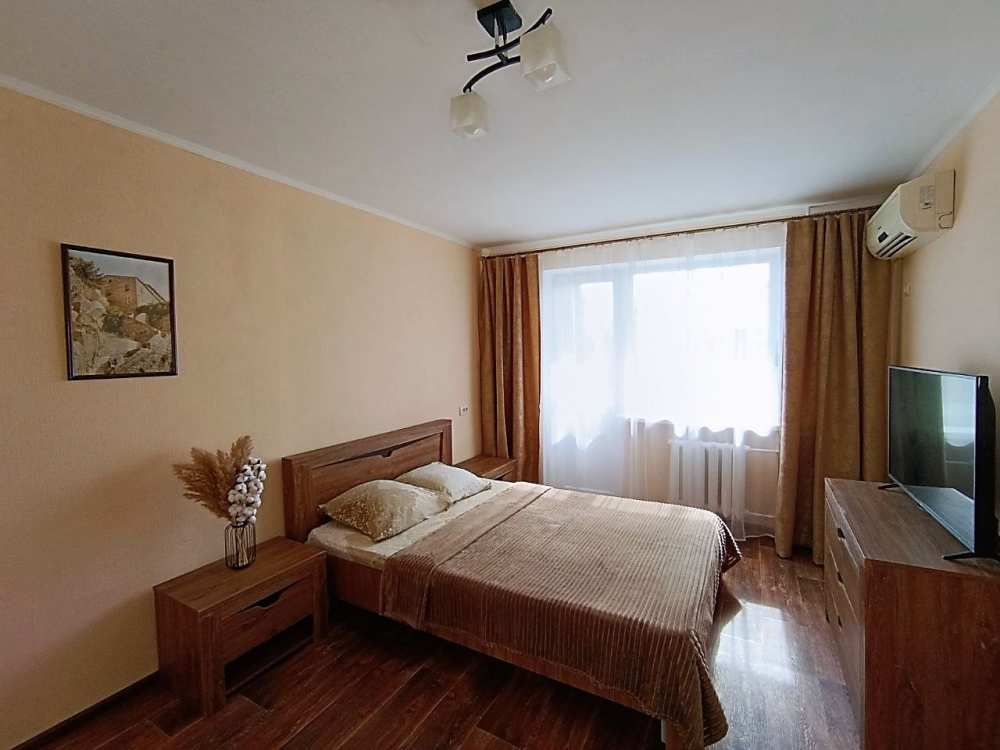 ОТКРЫТО БРОНИРОВАНИЕ НА СЕЗОН 2025    СУДАК. ДВУХКОМНАТНАЯ КВАРТИРА 10 МИНУТ ДО МОРЯ! Идеально для двух пар или...