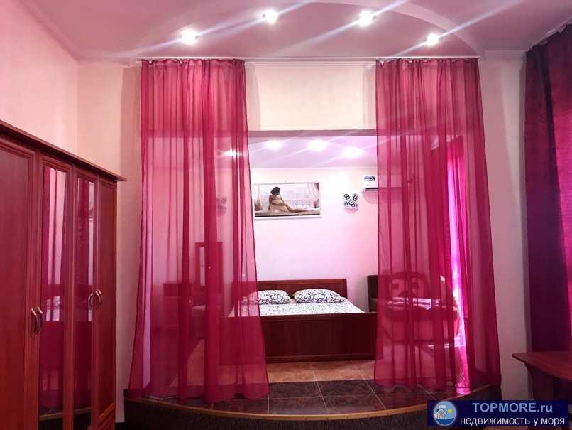 Приглашаем провести семейный отдых в Крыму! Частный пансионат в 3 минутах ходьбы до пляжа - первая линия от моря, на... - 32