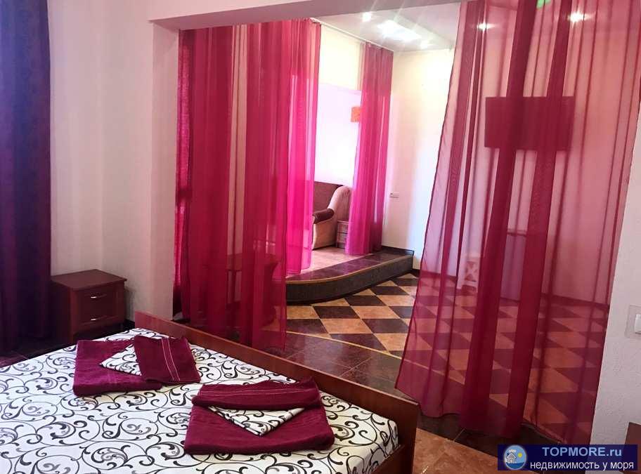 Приглашаем провести семейный отдых в Крыму! Частный пансионат в 3 минутах ходьбы до пляжа - первая линия от моря, на... - 33