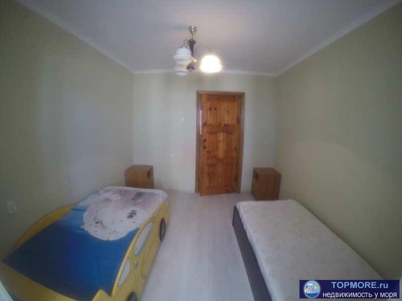 (ID - 19329) (общ\жил\кухня): 79,6/41,7/12   Продается просторная, светлая, квартира в городе-курорт Анапа. Дом... - 6