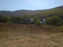 Продам участок 15 соток под ИЖС. Документы: Гос.акт,  российский...