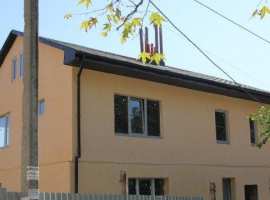 Продам дом в хорошем районе, земля ИЖС. Вода, свет, канализация...