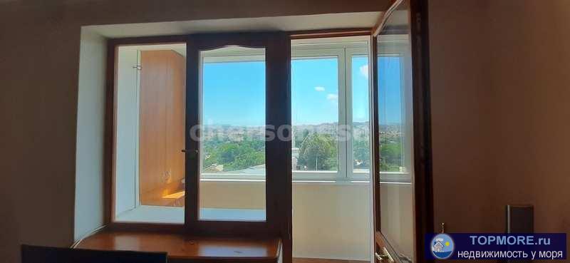 Отличная квартира! Хороший ремонт! Мебель вся остается!  Дом расположен в Ленинском районе среди утопающих в зелени... - 2