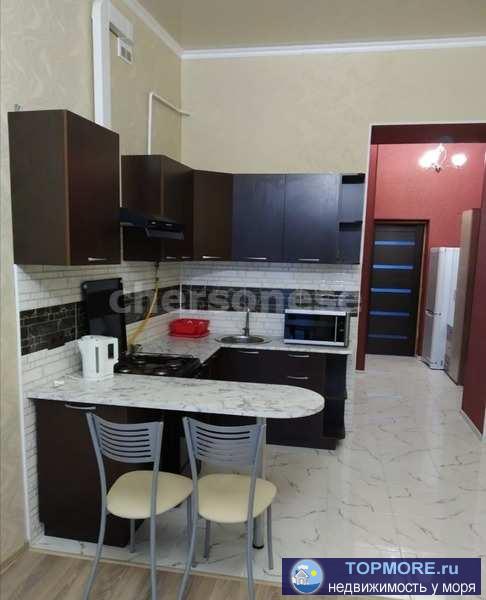 Продается шикарная квартира в самом центре Севастополя на улице Ленина.  Двухкомнатная квартира в доме...