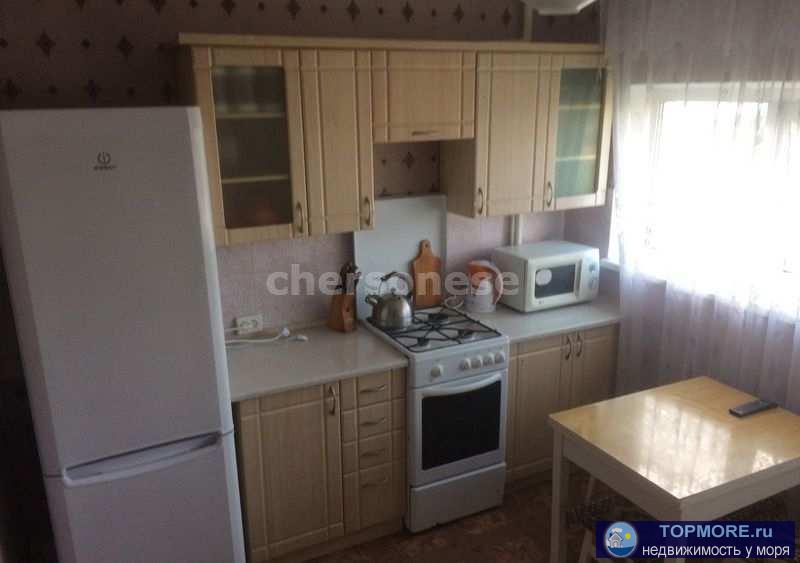 Продается трехкомнатная квартира с косметическим ремонтом. В самом востребованном районе города по улице проспект...