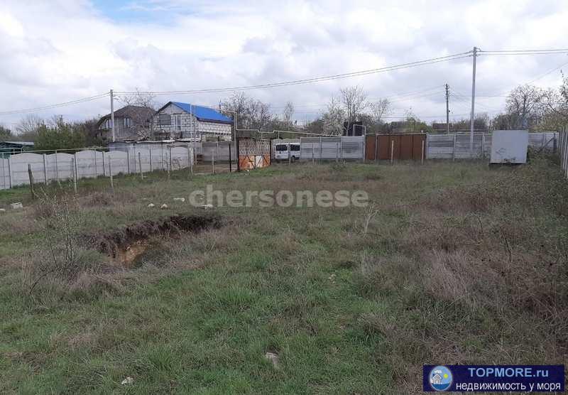 Ровненький участок с хорошим подъездом по асфальту, (грунтовки 100м).    Свет вдоль участка, новый кабель с хорошей... - 2